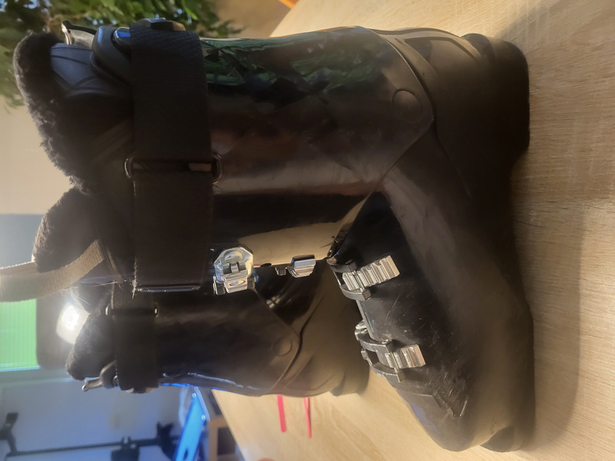 Zenski smucarski cevlji